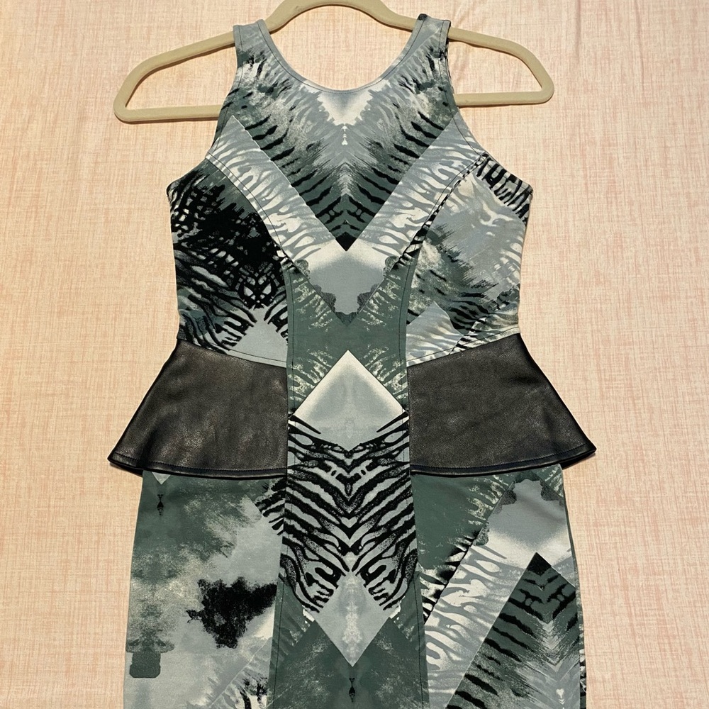 Sexy and tight fun pattern dress xs/s